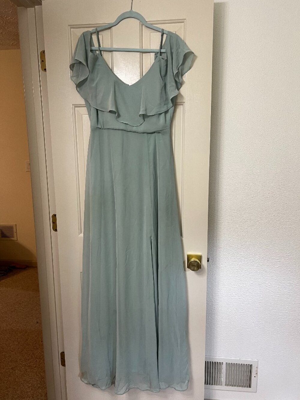 Sage Birdy Grey Bridesmaid Dress Size Large
